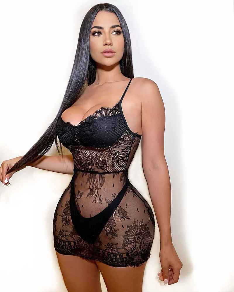 Joyce - curvy