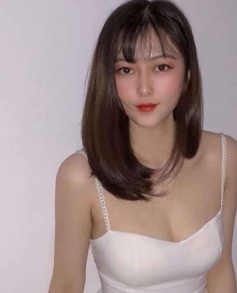 Yvonne - open minded