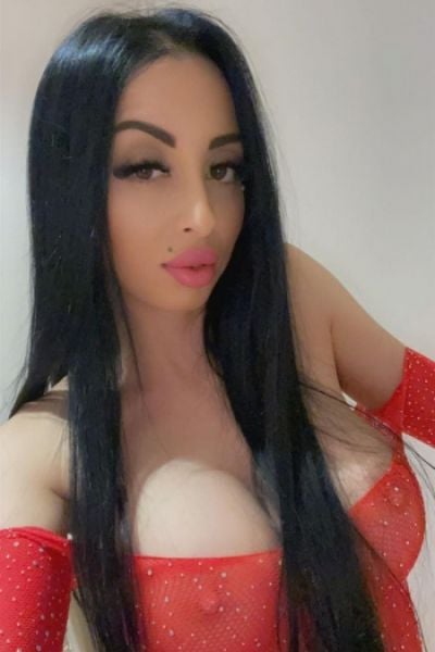Sandra - discreet meetings