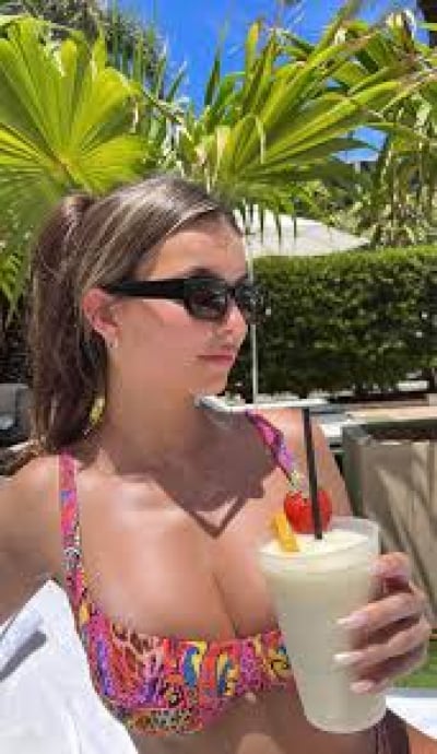 Jamie - brunette