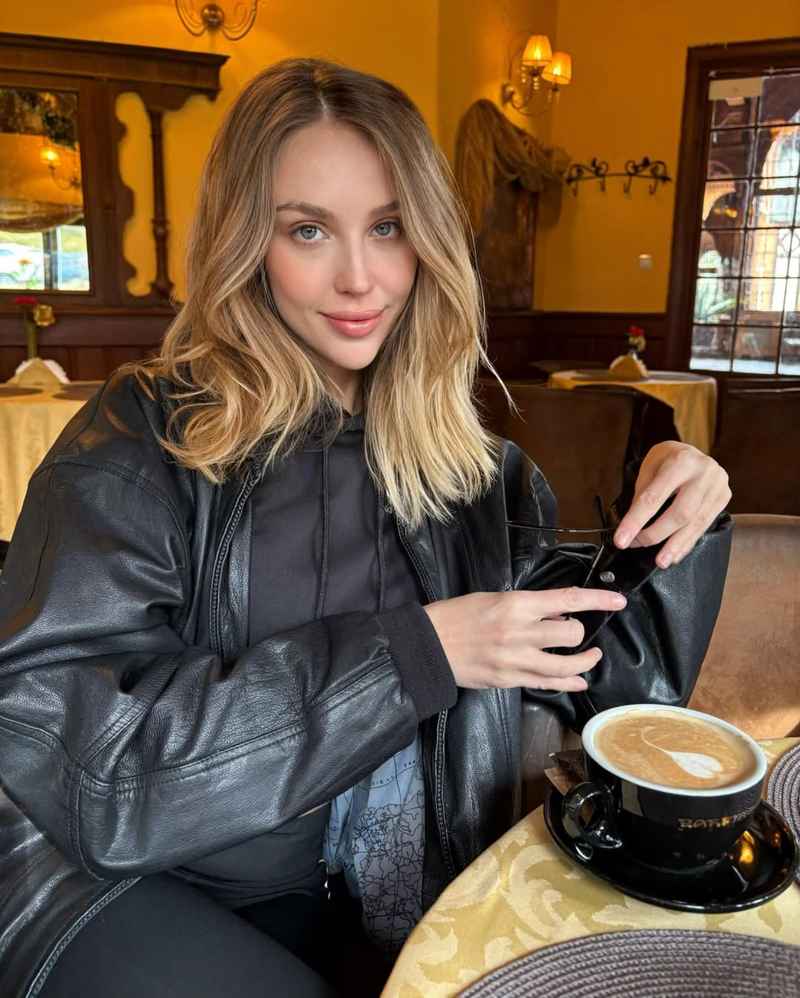 Brenda - blonde
