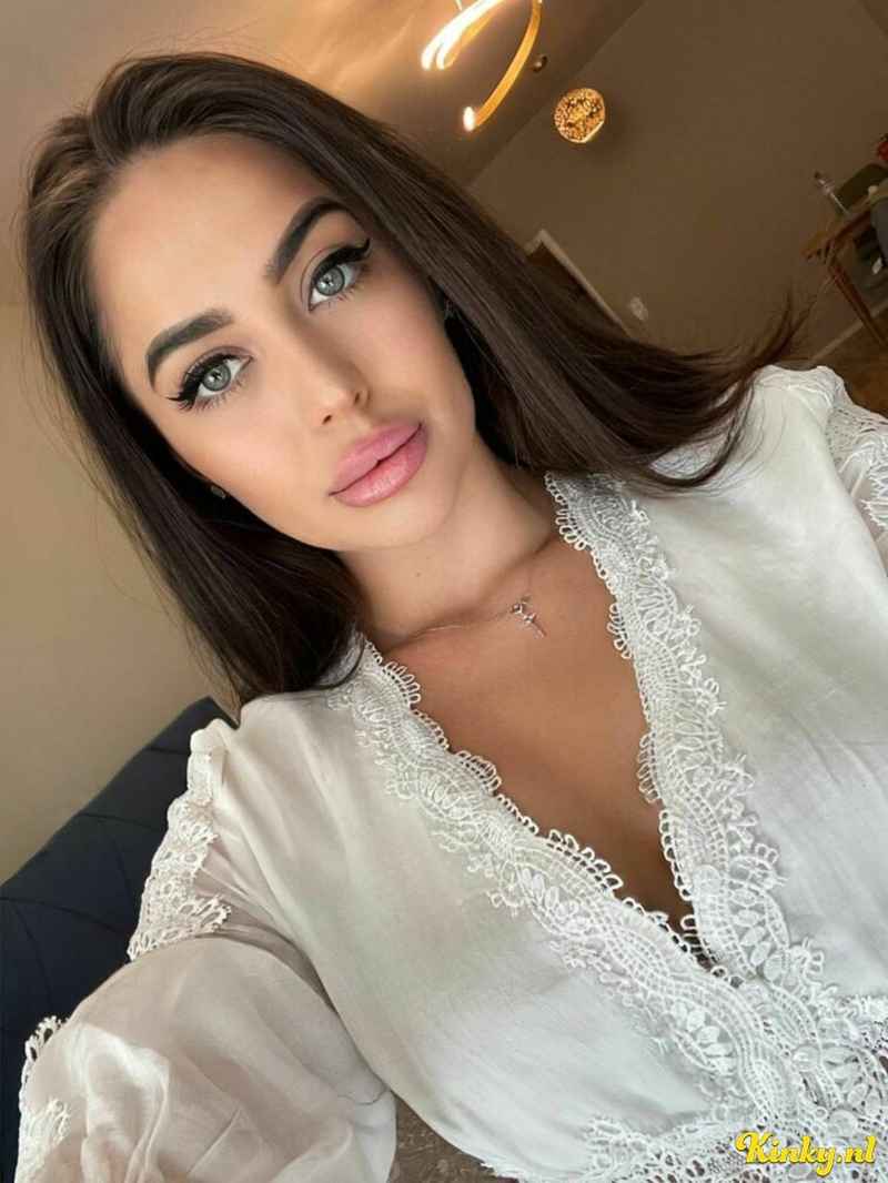 Simone - incall tonight