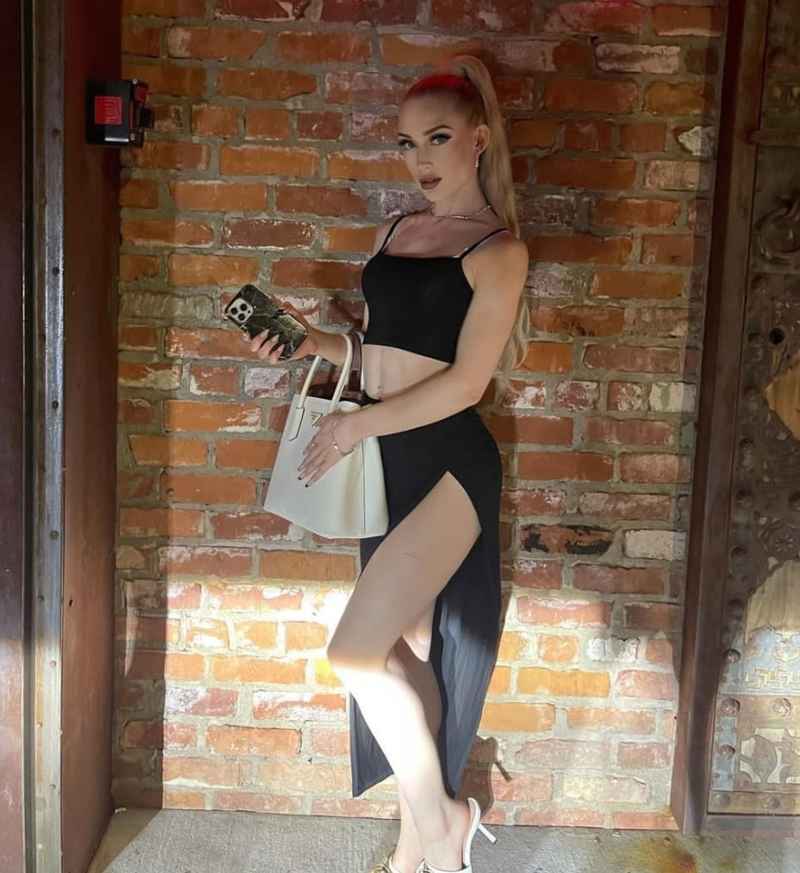 Eva - independent companion
