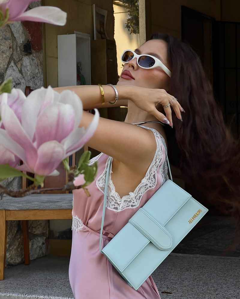 Lisette - visiting