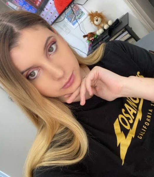 Heather - curvy