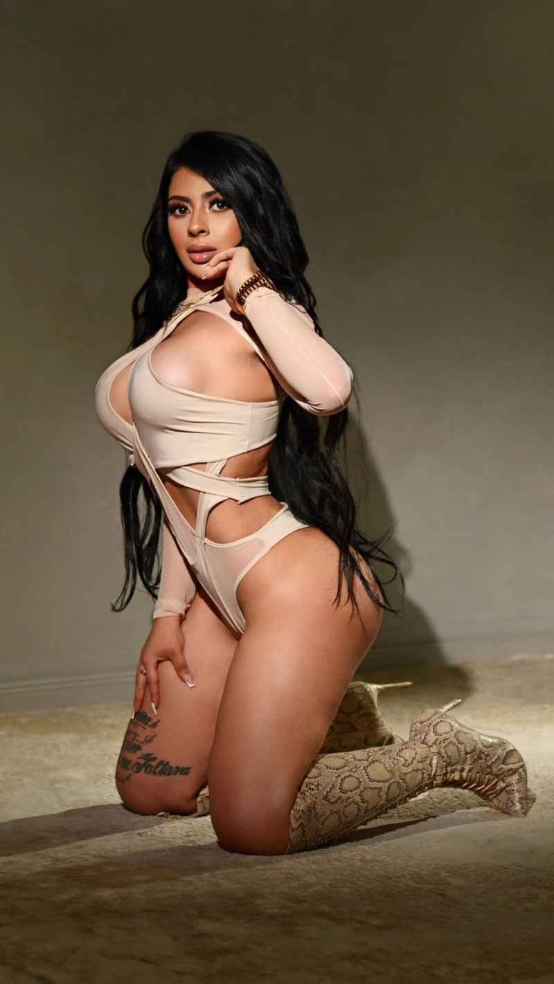 Quinn - outcall available