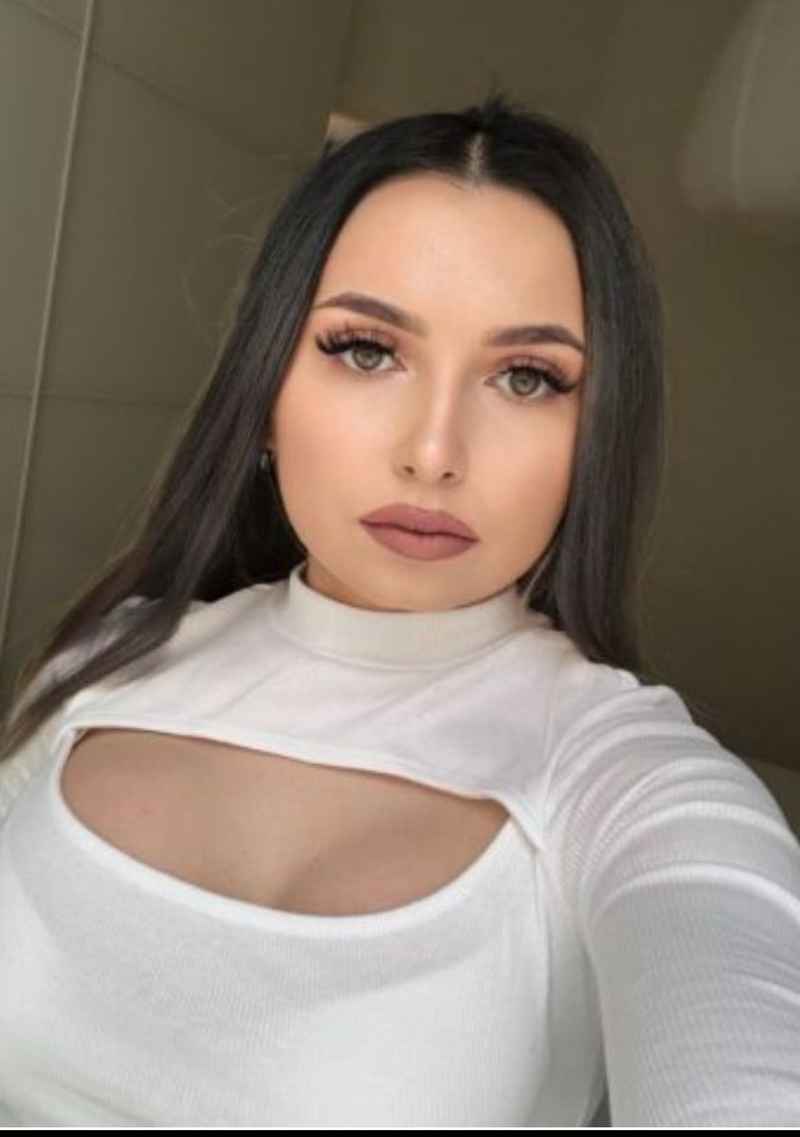 Kiana - high class