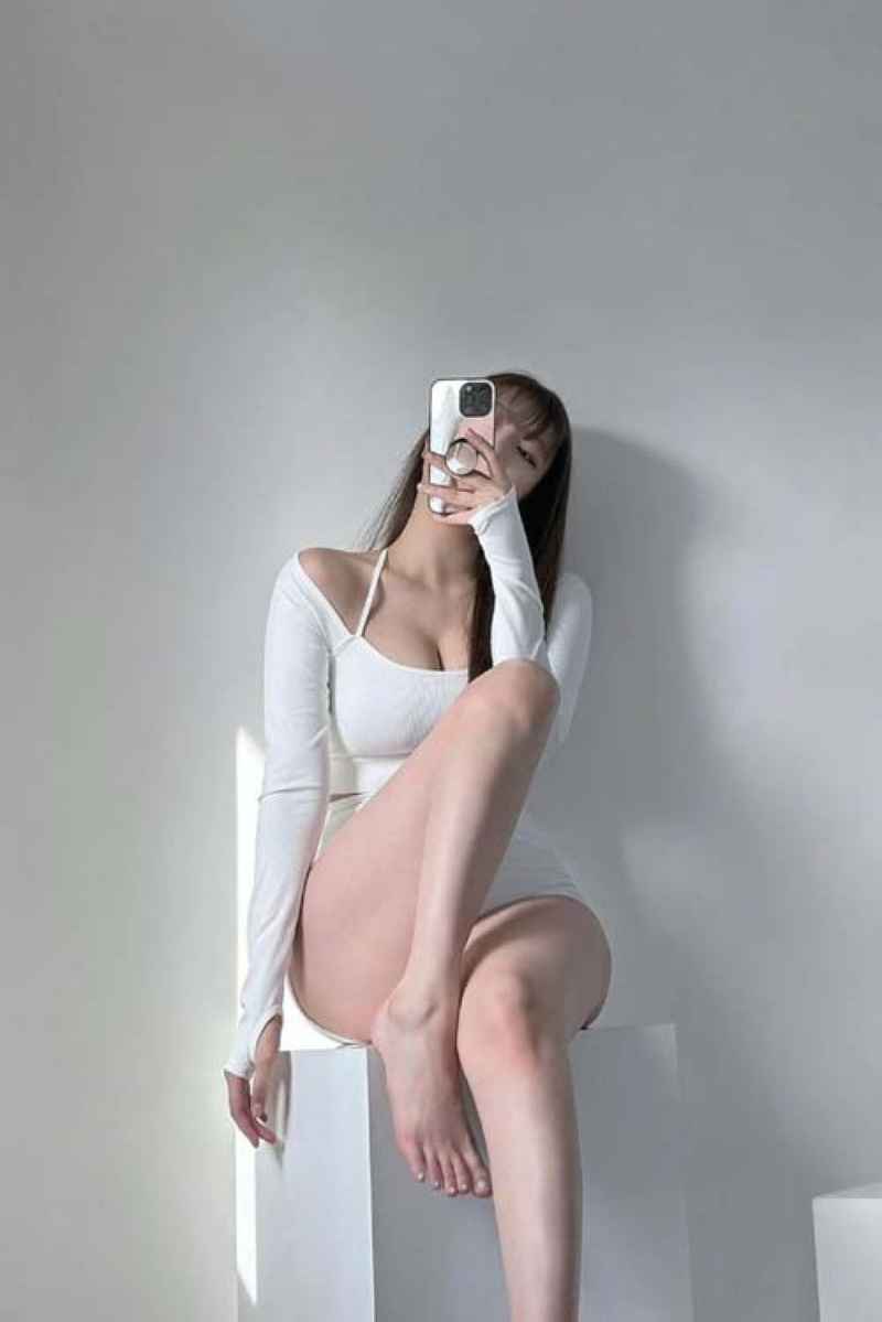 Ryleigh - high class