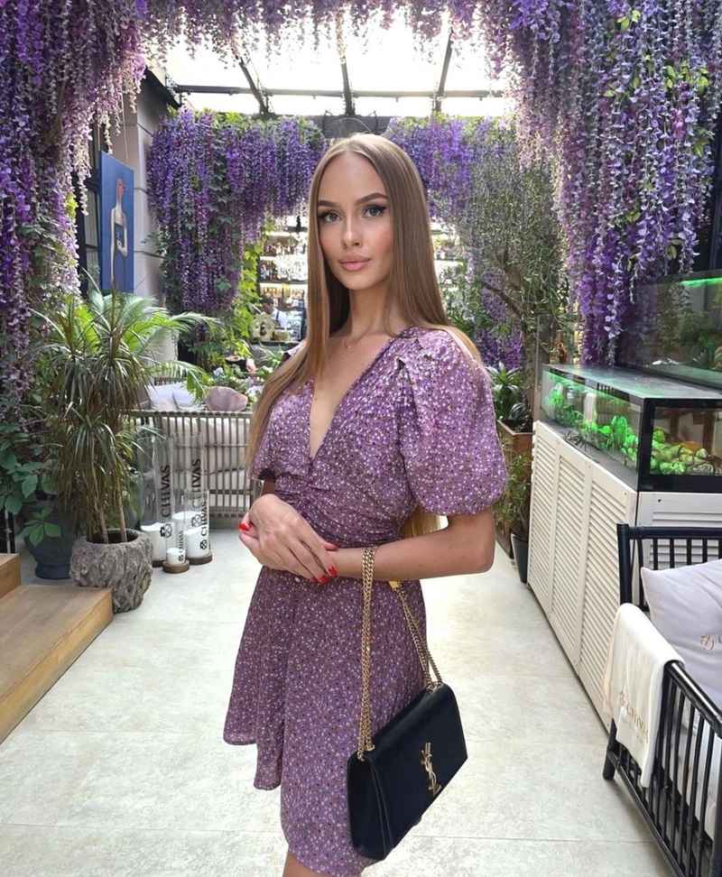 Nina - visiting