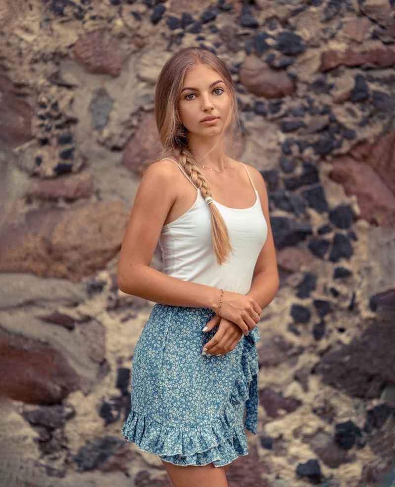 Michelle - new in town