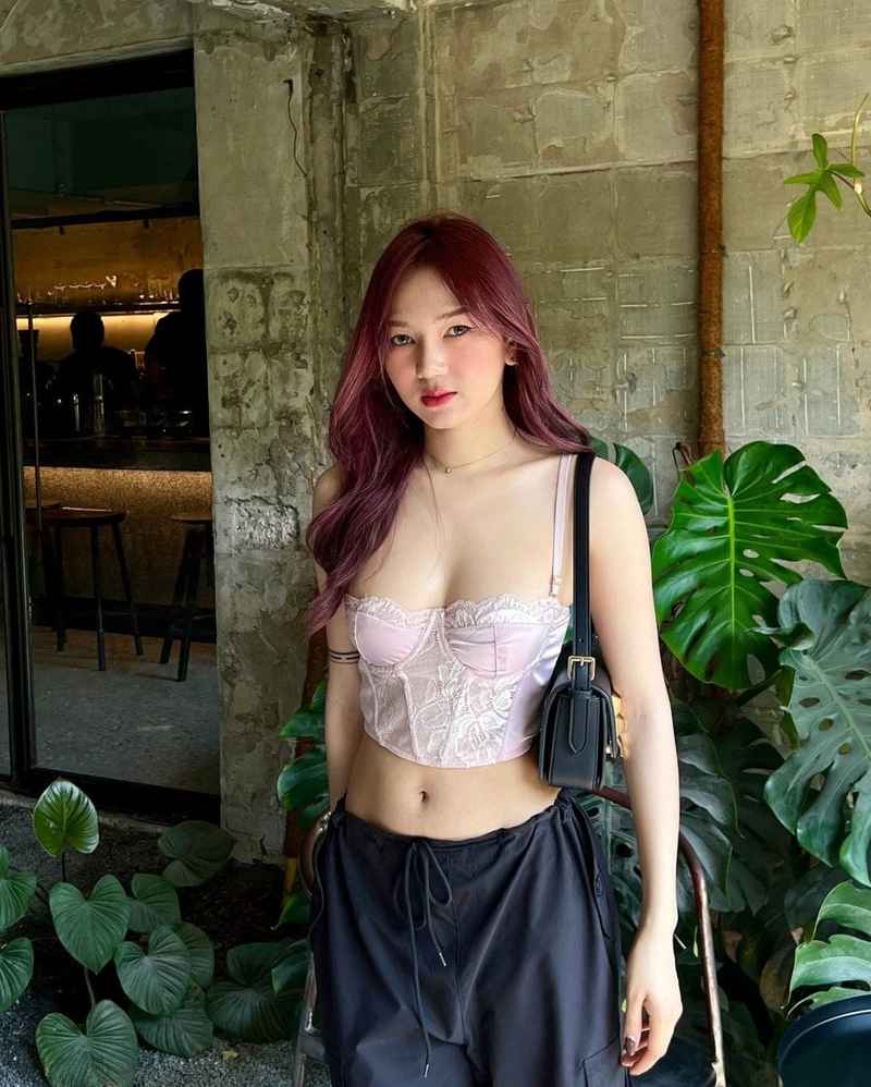 Eva - GFE