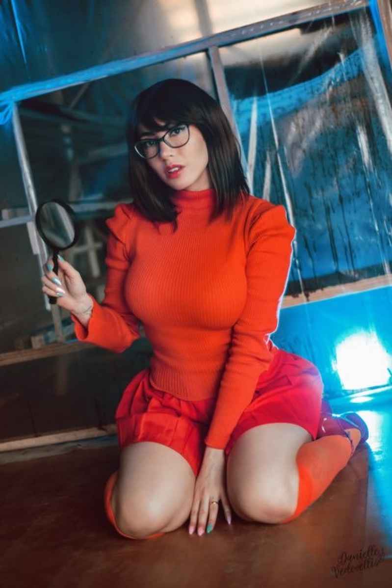 Nancy - mature companion