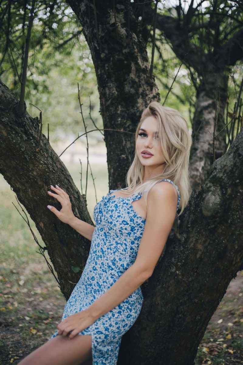 Nathalie - available now