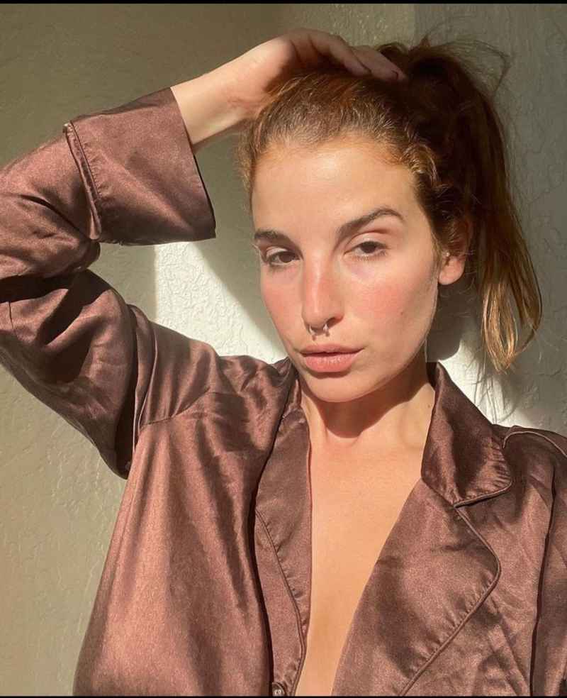 Amelie - mature companion