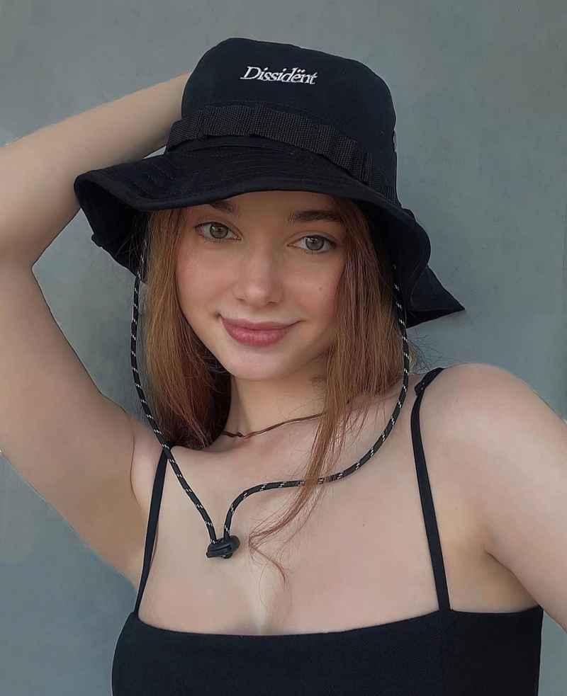 Maelle - independent companion
