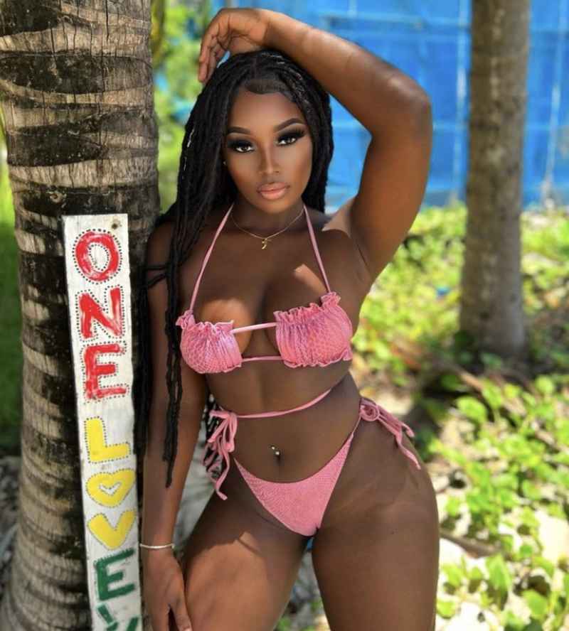 Valentine - new in town