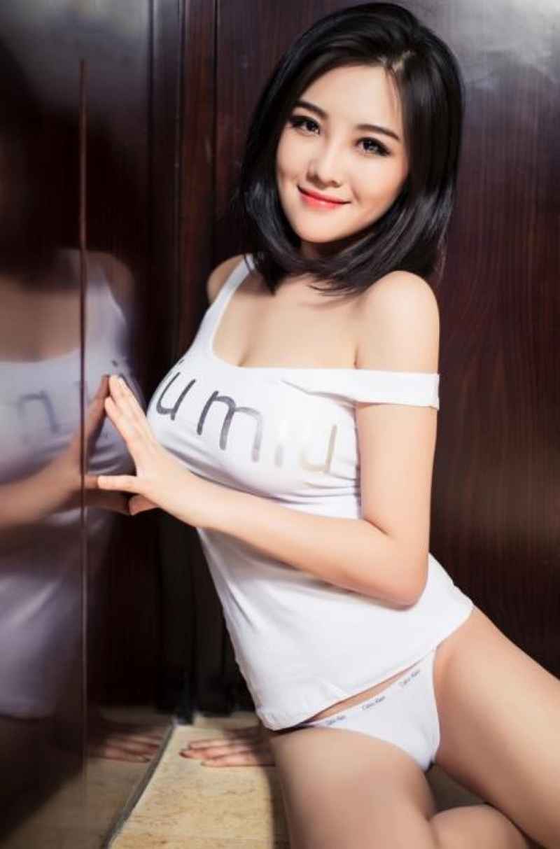 Sienna - outcall available