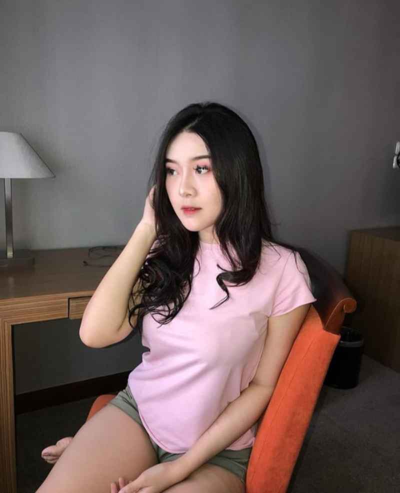 Niamh - GFE
