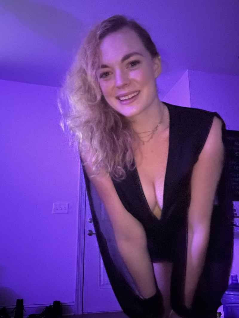 Elodie - curvy