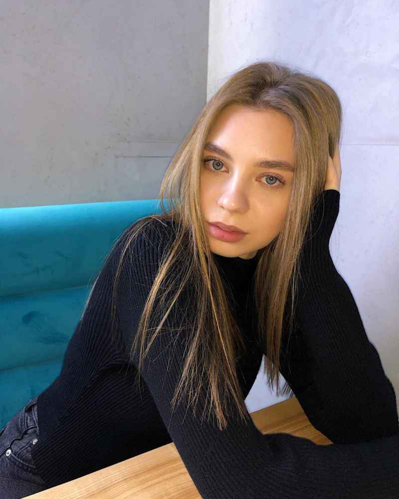 Lauren - new in town
