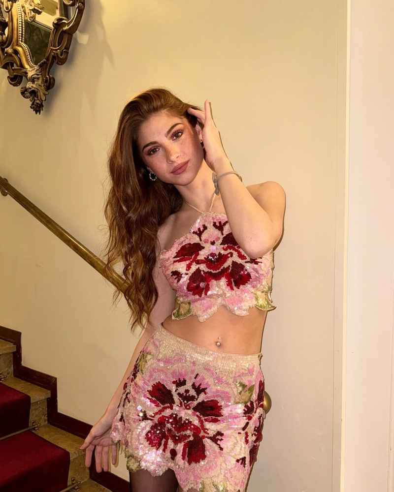 Margaret - brunette