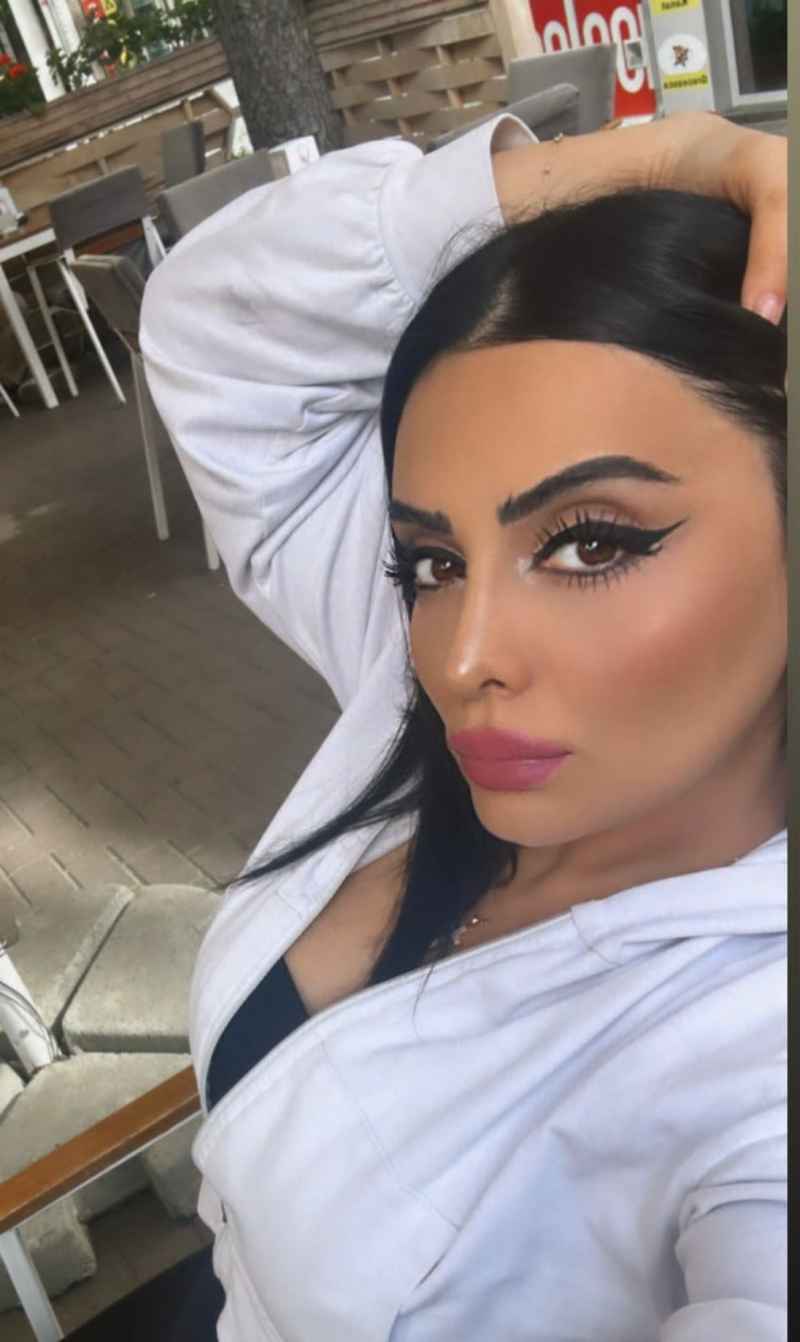 Francine - curvy