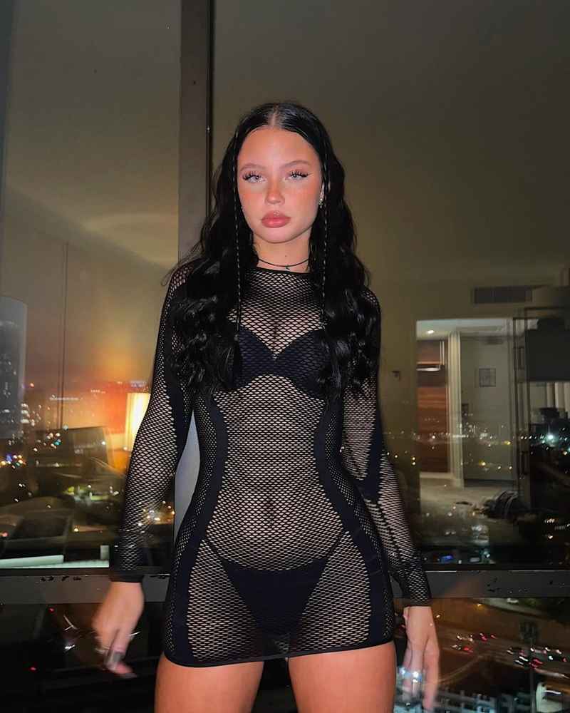 Eileen - brunette