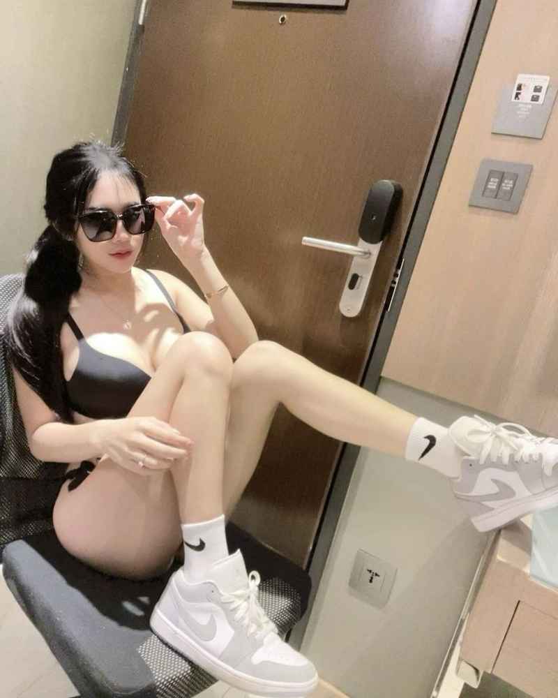 Ophelie - outcall available