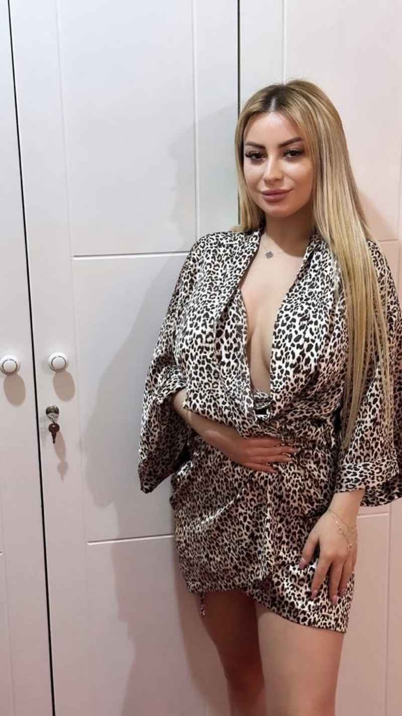 Olive - open minded