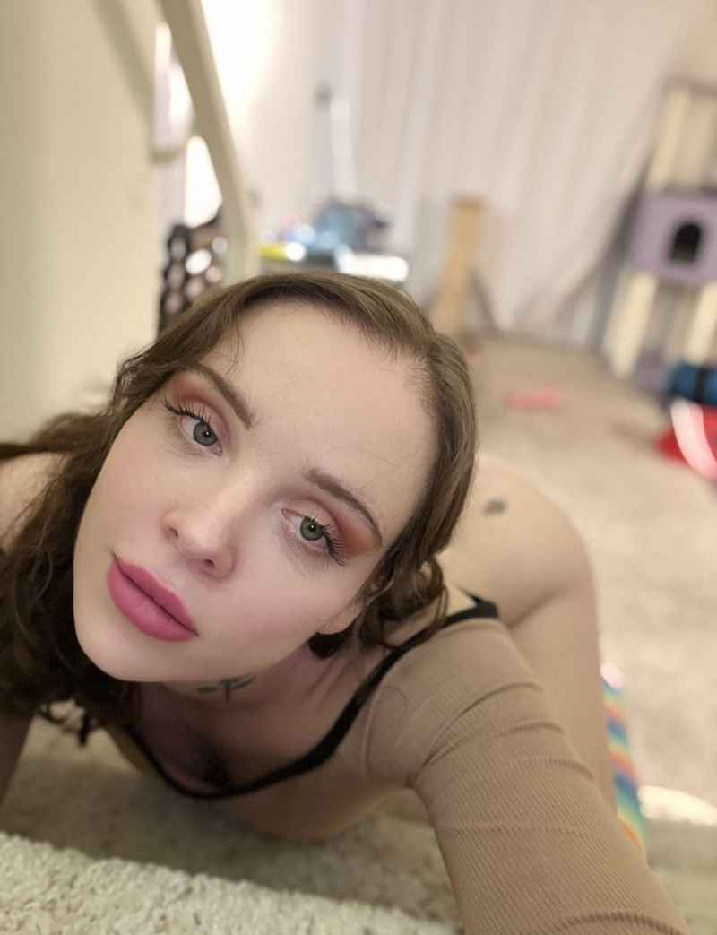 Carolyn - discreet meetings