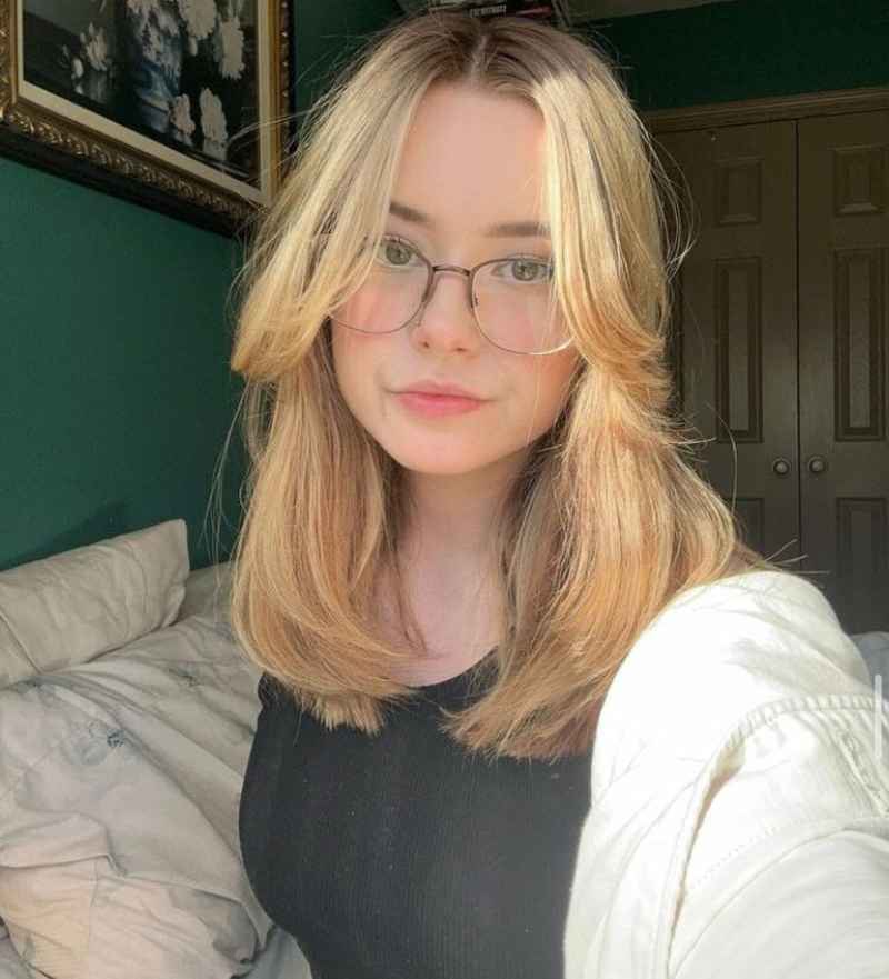 Tracy - curvy