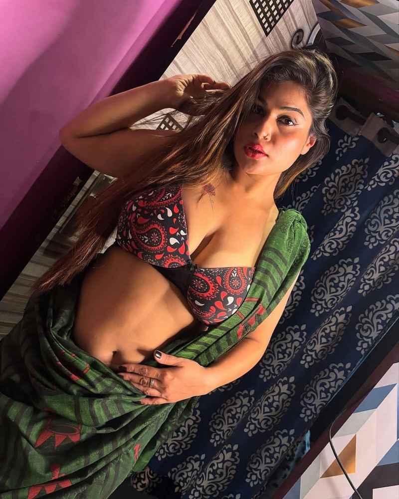 Rebecca - outcall available