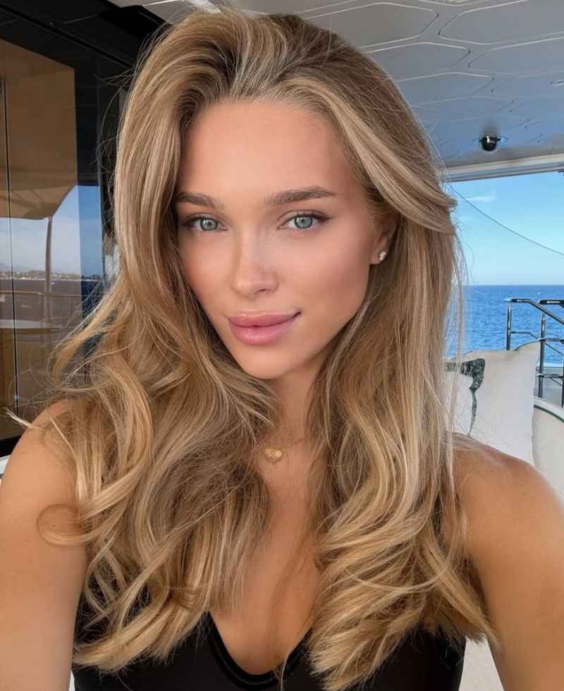 Aisling - brunette