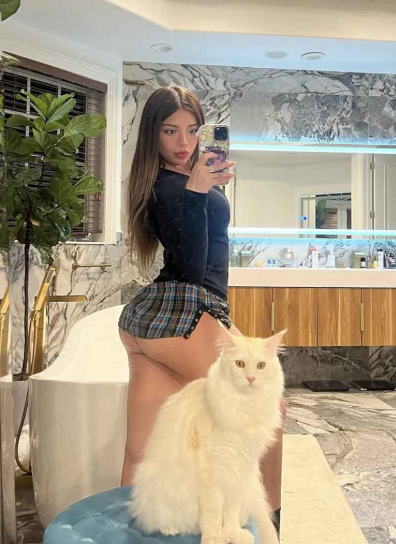 Bernadette - discreet meetings