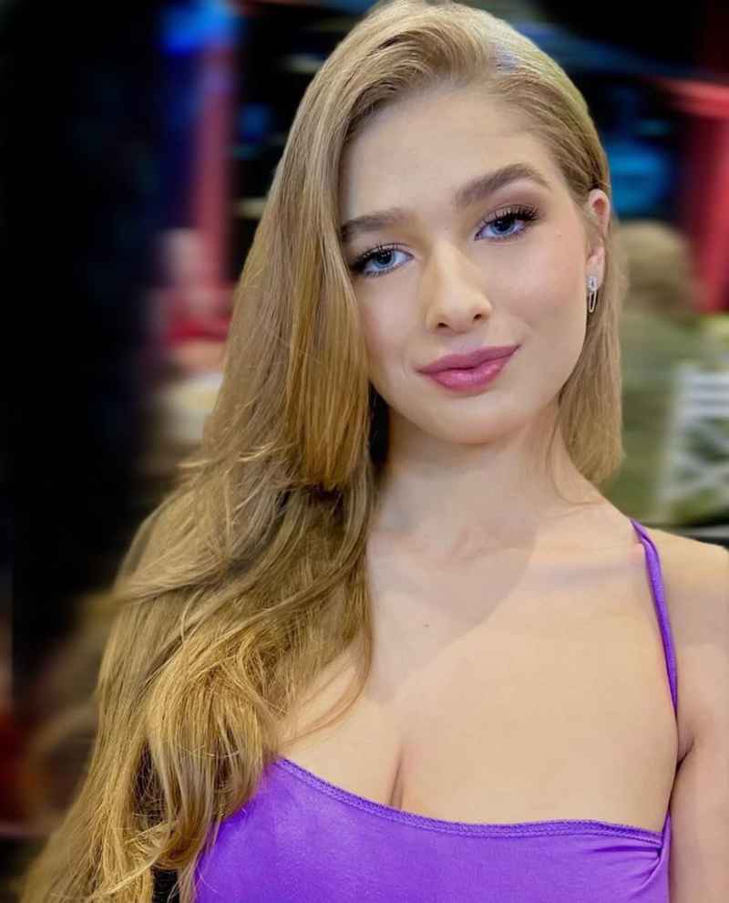 Olivia - blonde