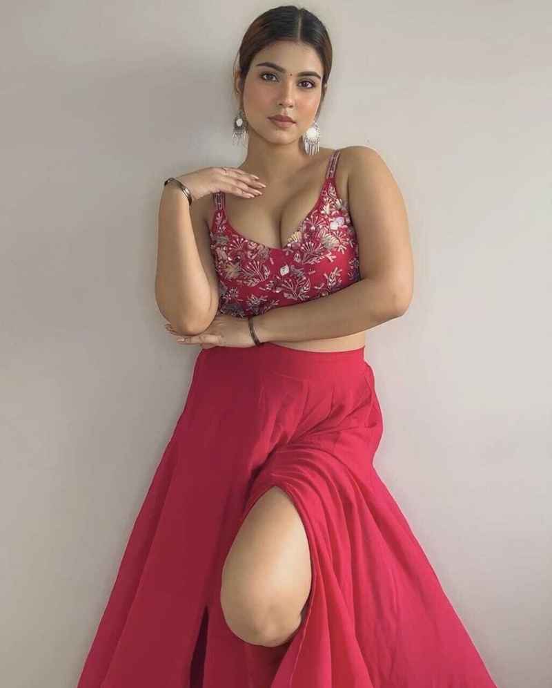 Hazel - outcall available