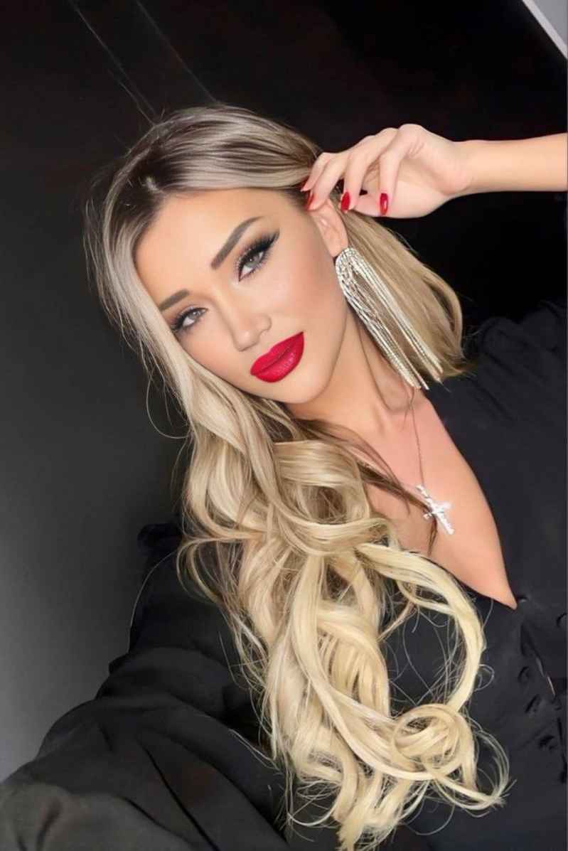 Keira - curvy
