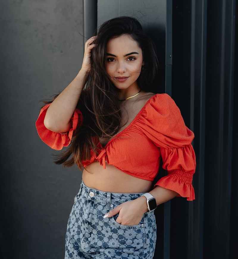 Julie - open minded