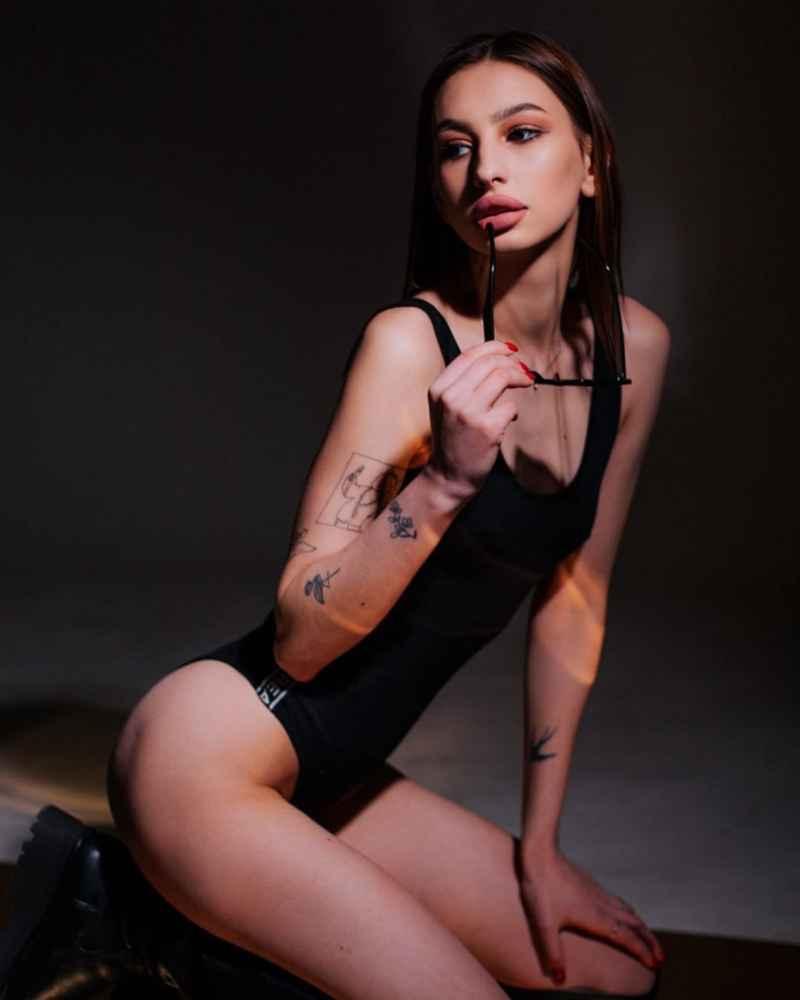 Claudette - open minded