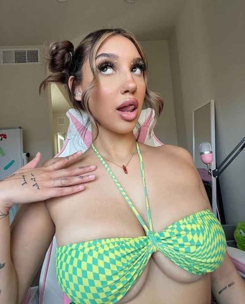 Aisling - open minded