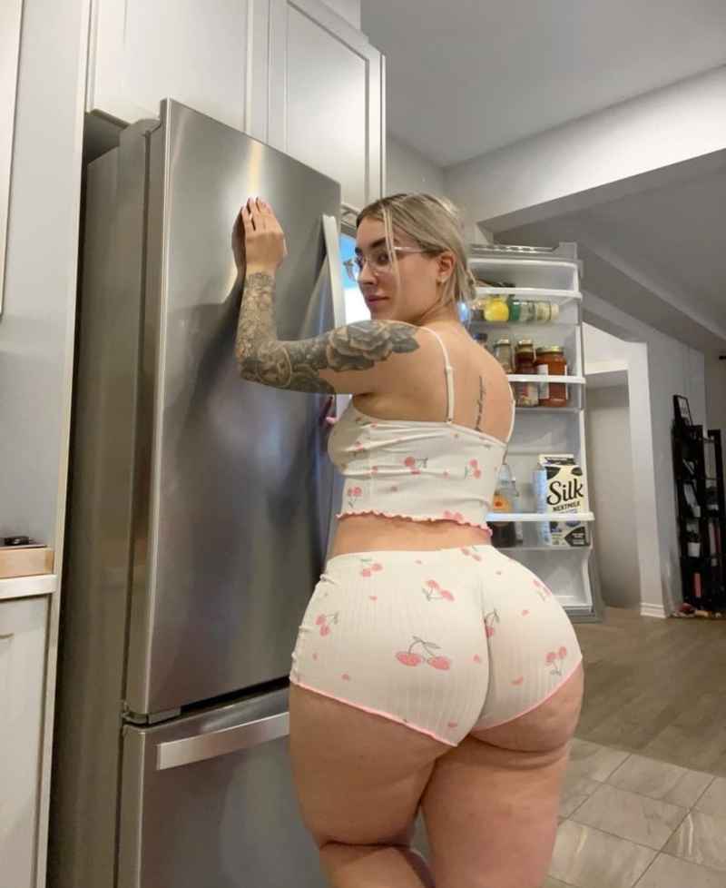 Fanny - outcall available