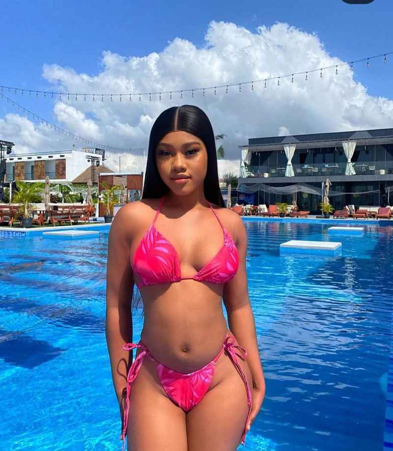 Eloise - curvy