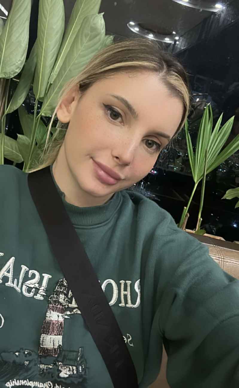 Kateri - open minded