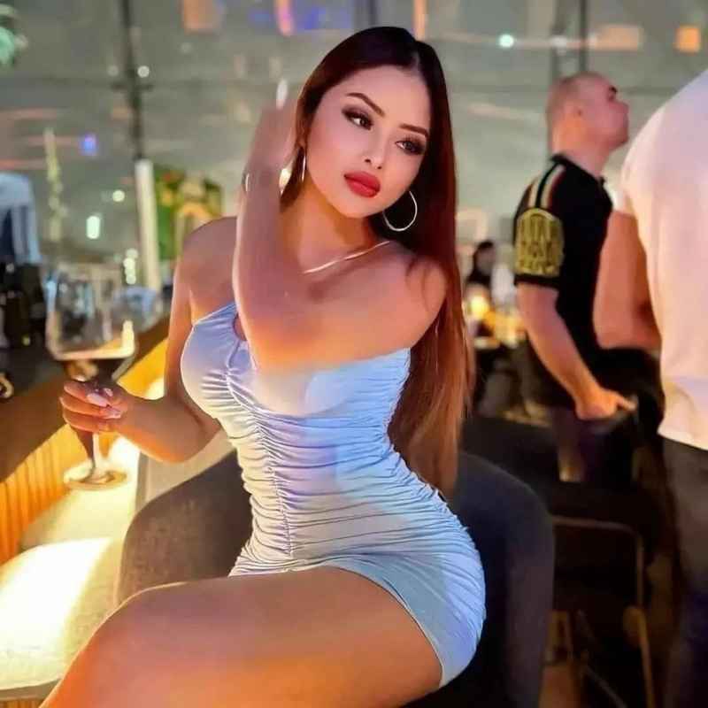 Susan - party girl