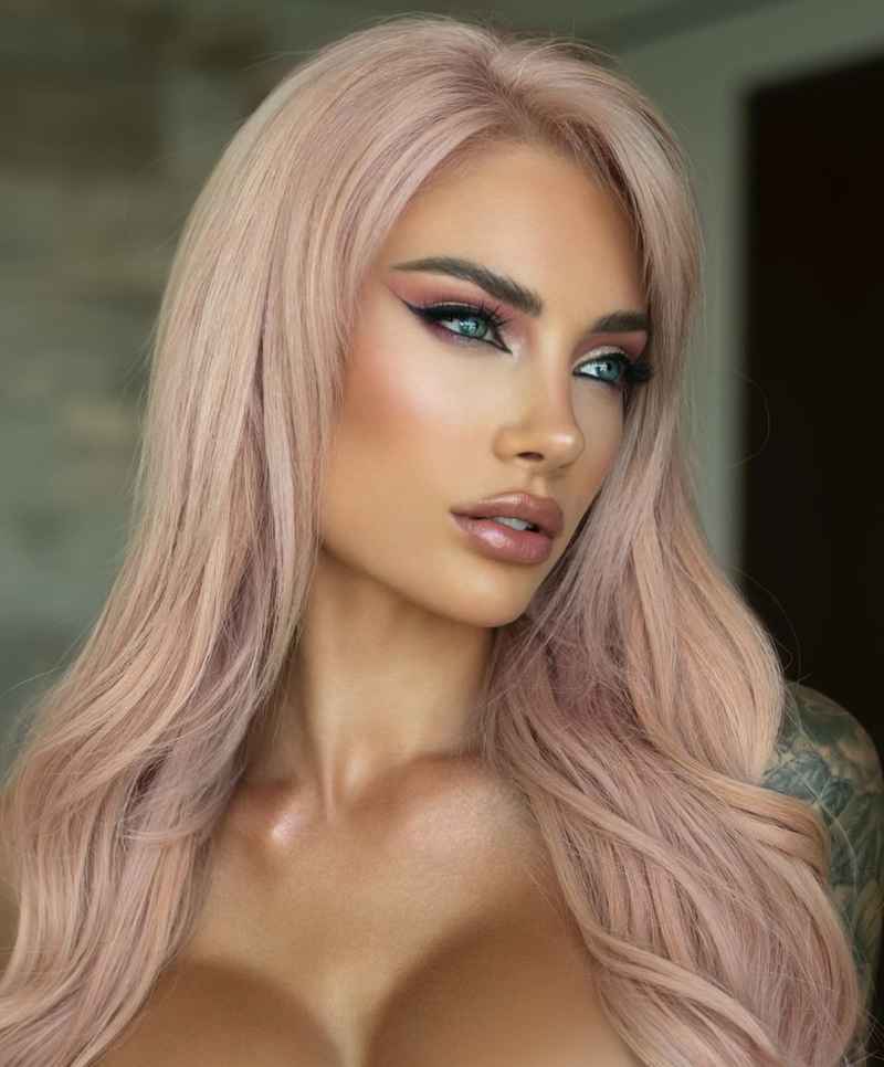 Ada - outcall available