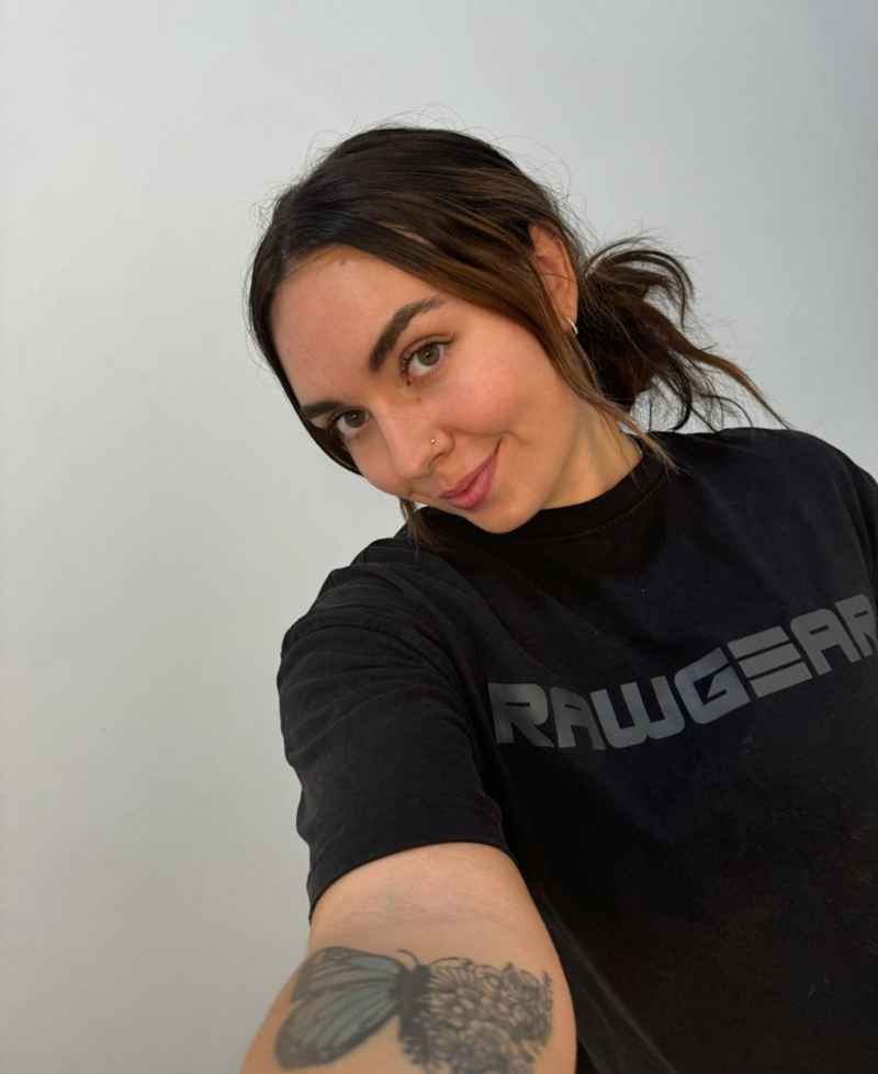 Rachel - curvy