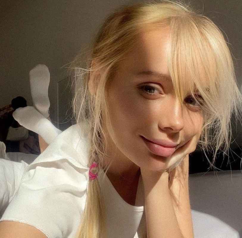 Abigail - open minded