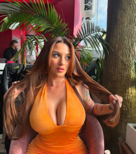 Olivia - blonde