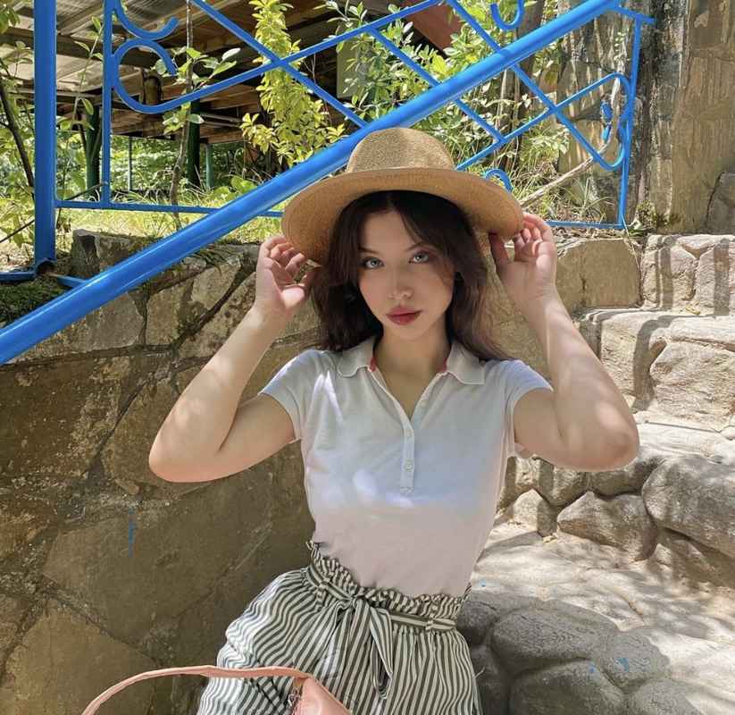 Sophia - outcall available