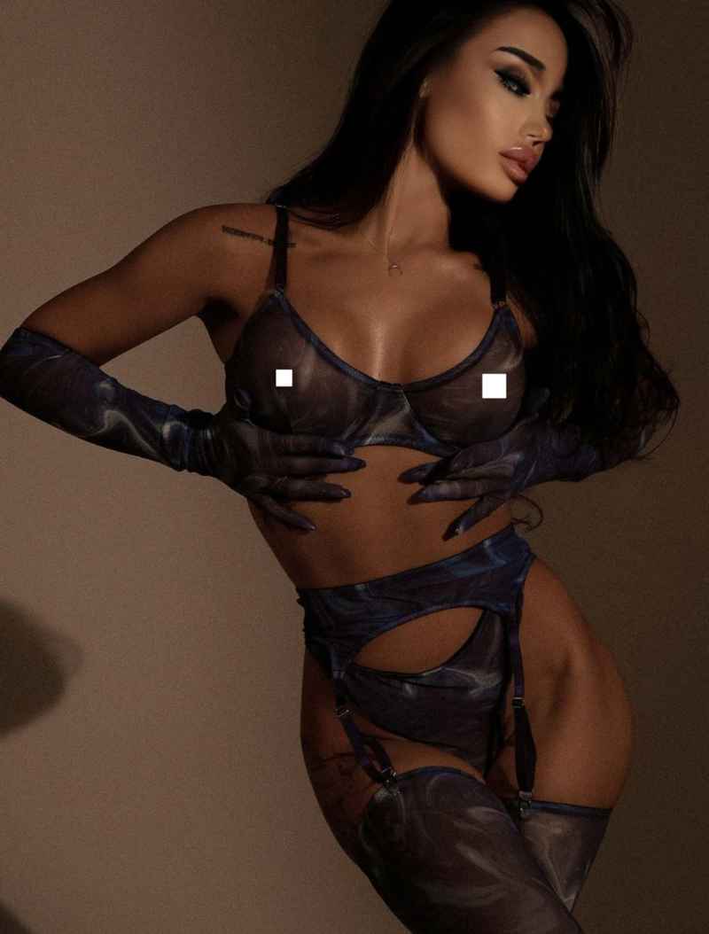 Nina - petite